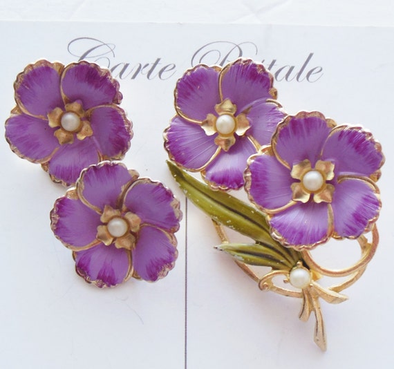Purple Spring Flower Jewelry Set by normajeanscloset on Etsy