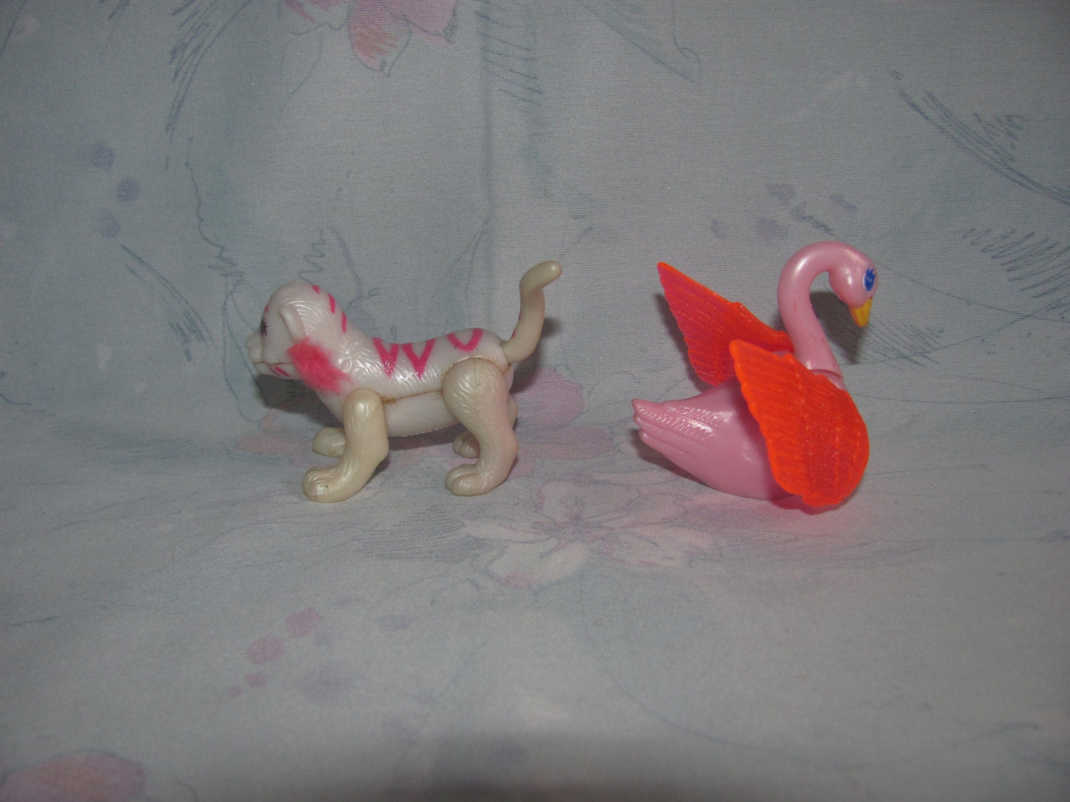 Kenner Littlest Pet Shop Set of Four McDonalds Pets Swan