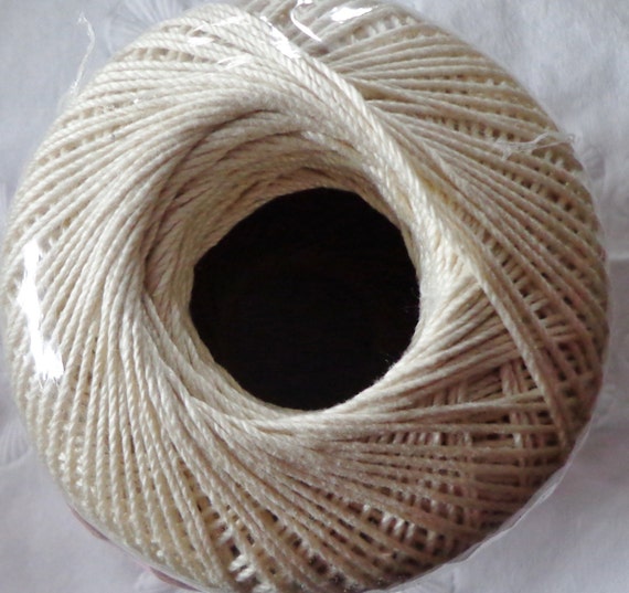 Aunt Lydia's Fashion Crochet Thread size 3color natural
