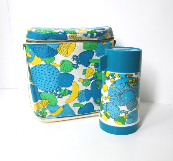 RESERVED for KM Retro 70s Mushroom Lunch by TheVintageResource