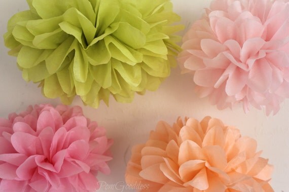 5 Tissue Paper Pom Poms, Wedding Reception Decorations,Ceremony Decorations,Nursery Decor,Fowers Il_570xn