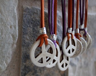 Peace Sign Necklace, Festival Necklace, 60s Peace Necklace, Festival Jewelry, Peace Medallion, Leather Peace Necklace, SEVENTEEN COLORS