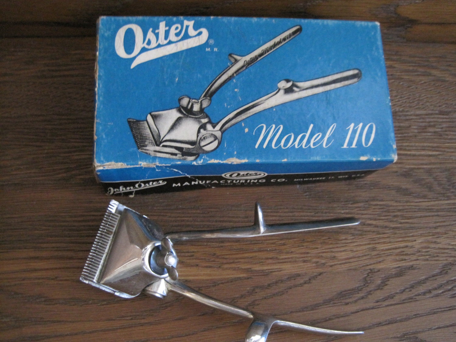 Vintage 1940's Oster Model 110 Hair Clippers with Original