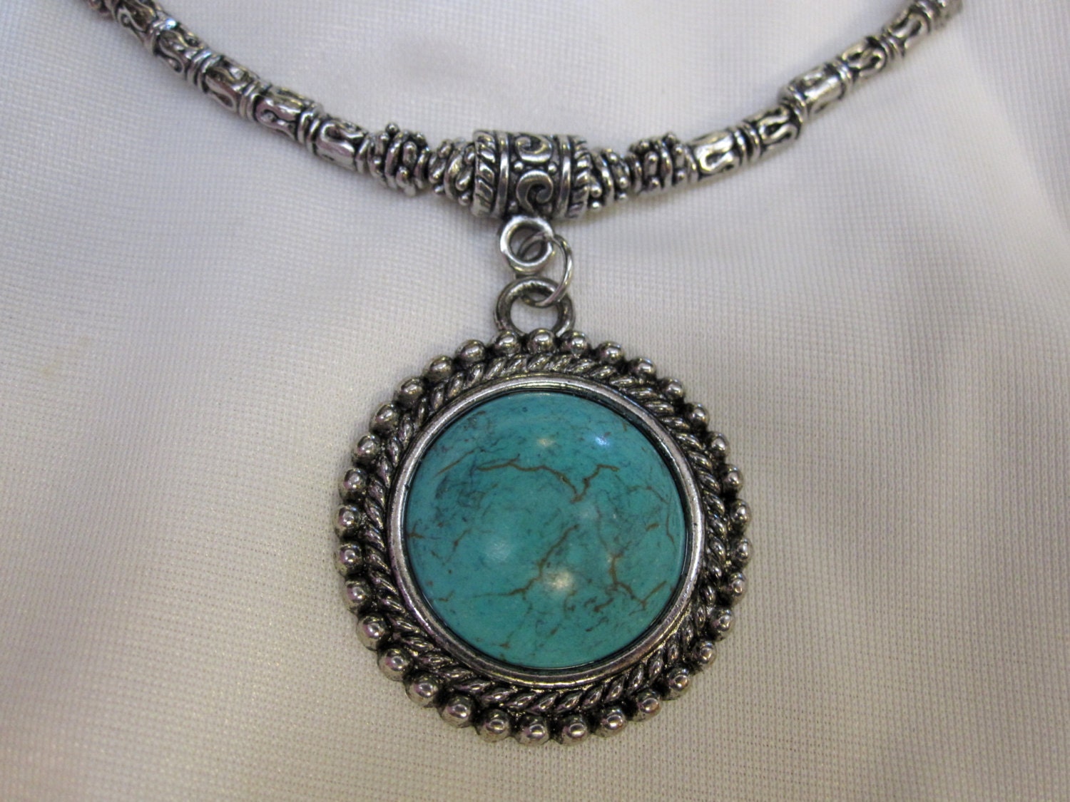 Beautiful Southwestern Turquoise Pendant by SimplyElegntNecklass