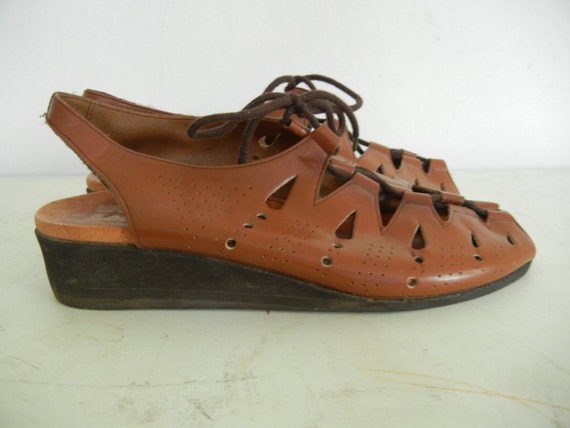 Vintage 70s German Worishofer Lace Up Cut Out Brown Leather