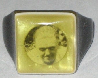 Vintage 30s 40s photo picture bakelite celluloid folk art prison ring