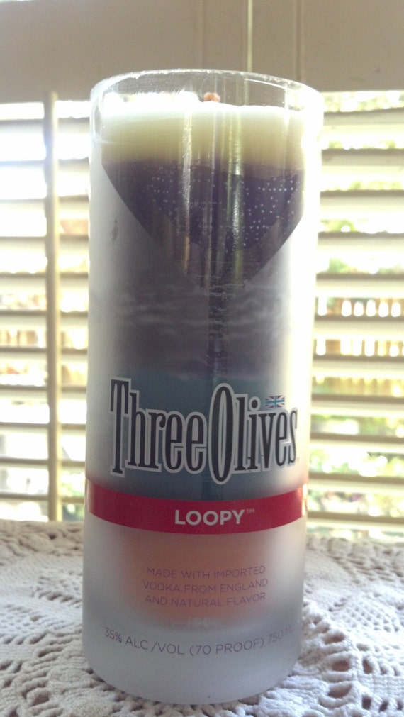 mixed drinks with three olives loopy