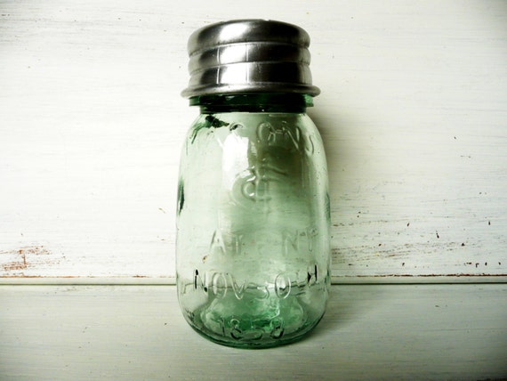 Vintage Mason Jar Glass Shaker Parmesan Cheese or by BeachBlues