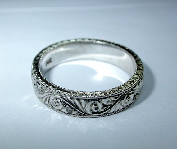 Hand Engraved 14K White Gold Ring / Band 5mm by konstantinkapirin