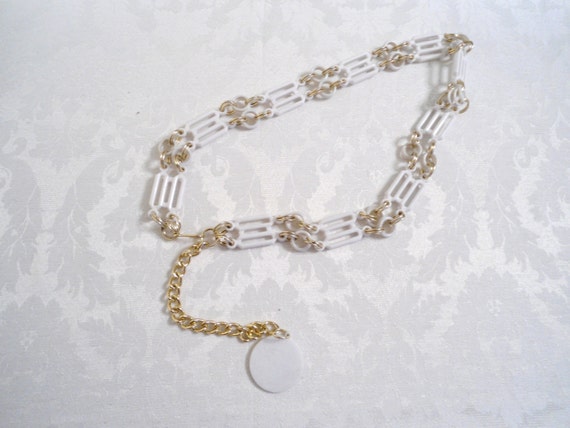 Art Deco Skinny Belt White and Gold Chain with Geometric Shapes