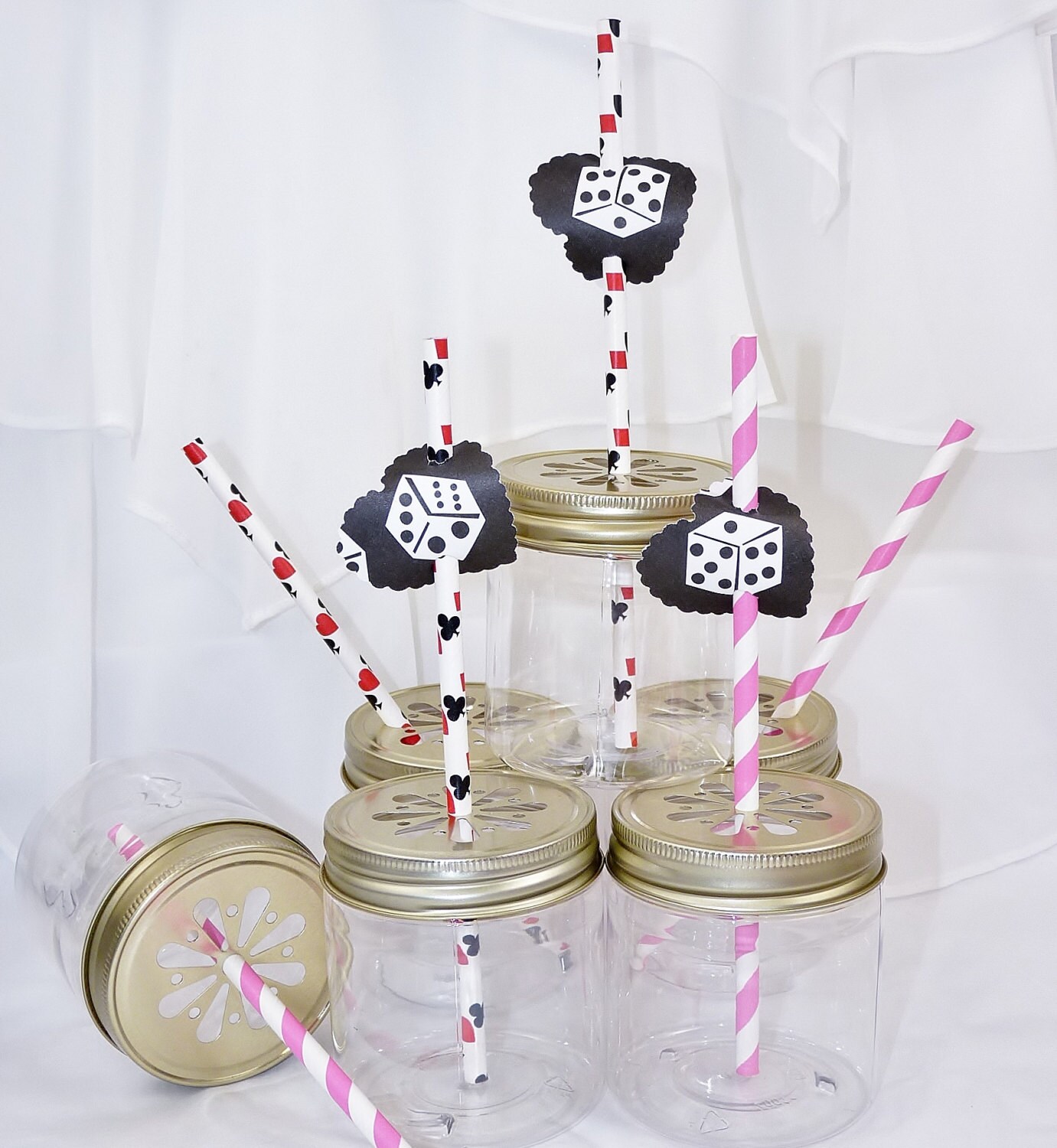 Plastic Mason Jars 14 New 8oz Jar with Daisy LIDS that Fit