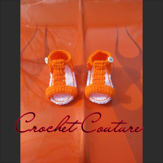 Crochet Couture Gladiator Sandal Pattern by CrochetCoutureCC