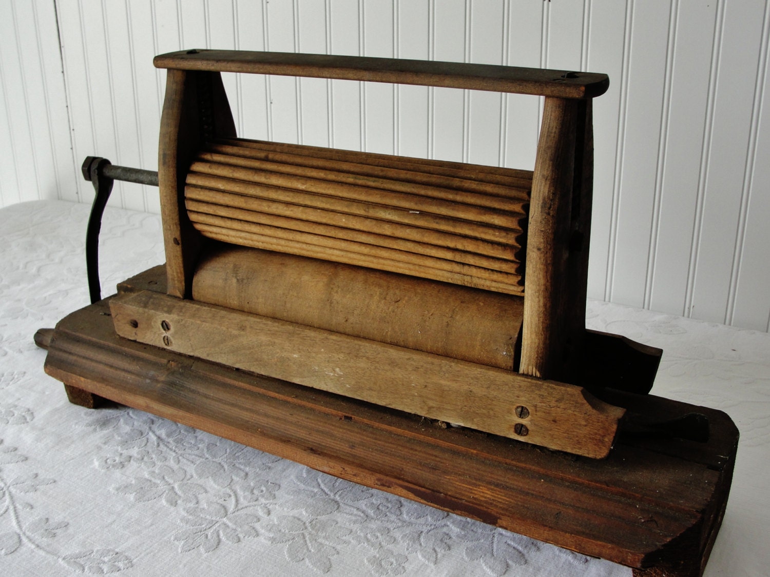 Vintage Laundry Wood Hand Clothes Wringer Collectable Made