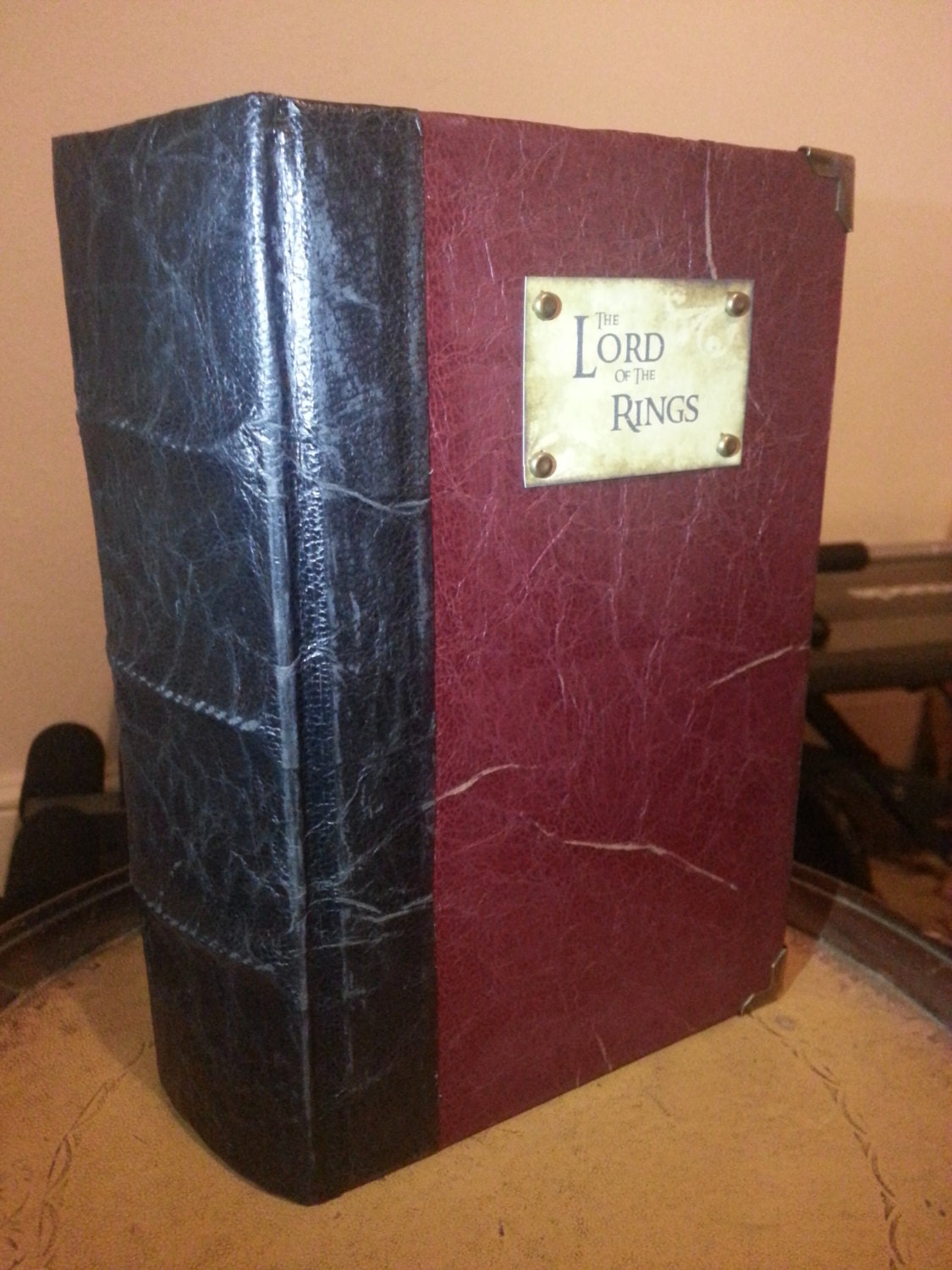le Seigneur des anneaux trillogy livre relié vieux cuir Ed...