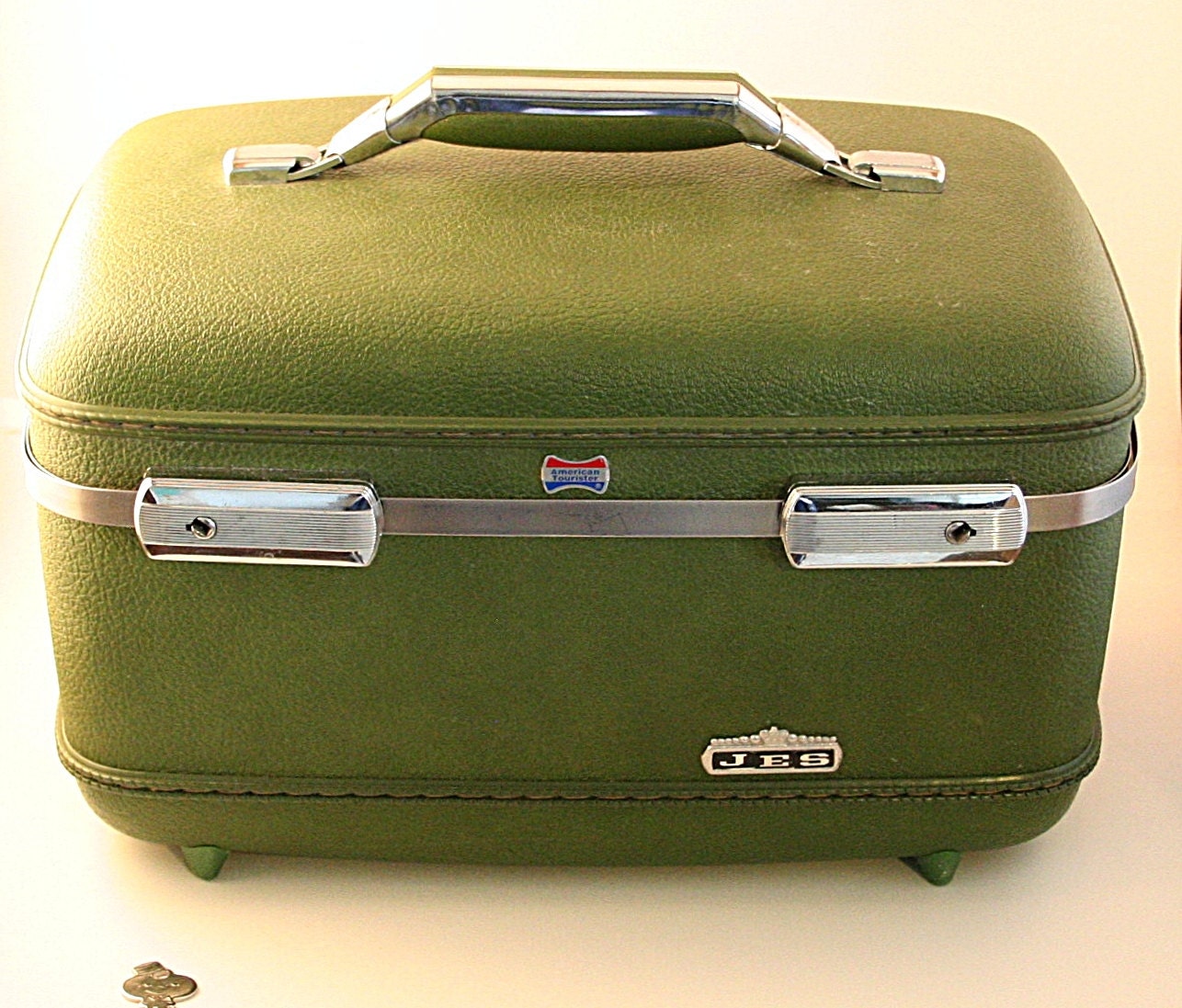 Green Vintage American Tourister Train Case by WheatStateVintage