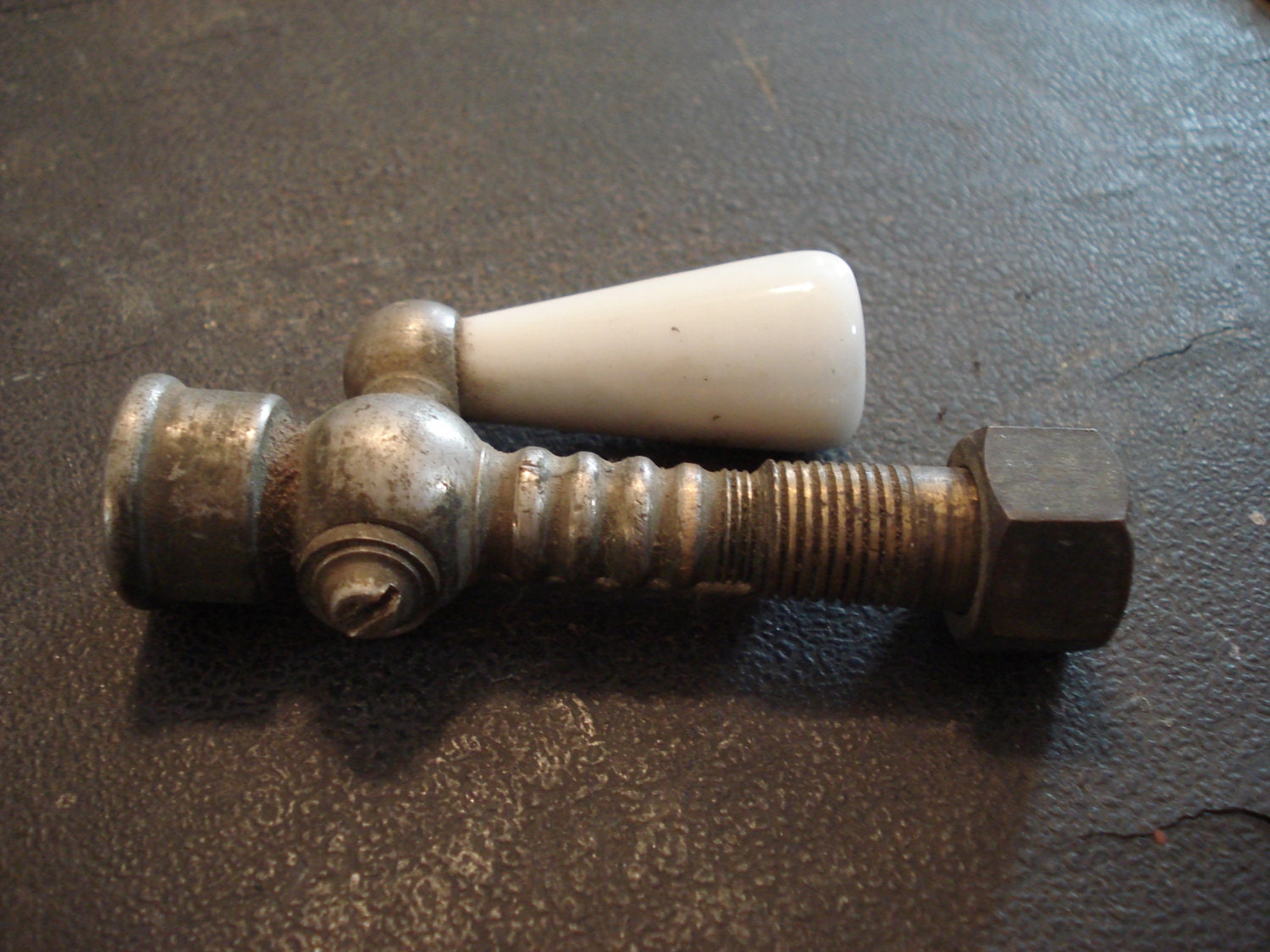 Vintage / Antique Gas Valve with Porcelain Handle