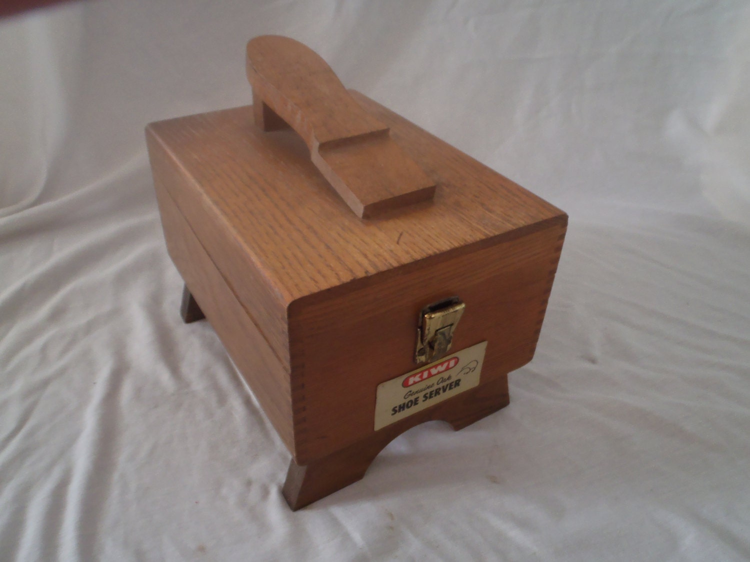 kiwi shoe shine box