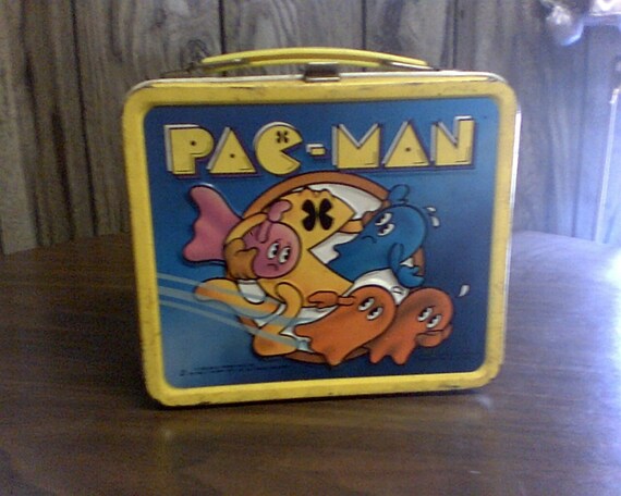 pac man medal lunch box by bbarberbill on Etsy