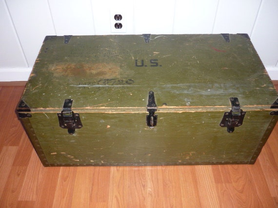 Items similar to World War II U.S. Army Foot Locker Trunk on Etsy