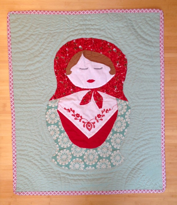 Nesting Doll Baby Quilt Tomato & Mint