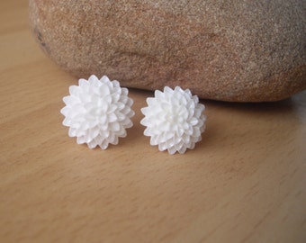 Chrysanthemum Dahlia Flower Earring