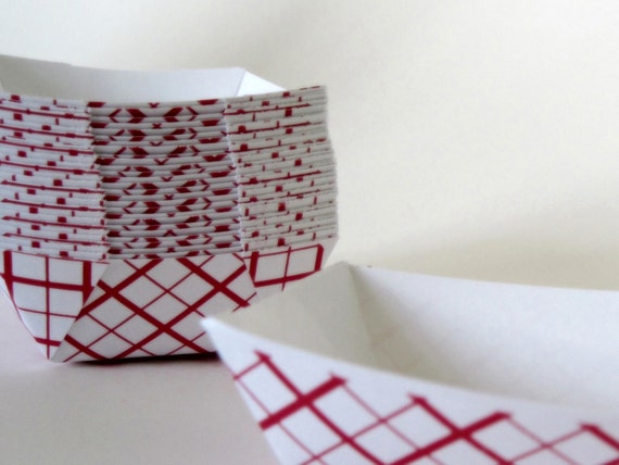 50 Small Retro Red Plaid Paper Food Trays, Snack Boxes, Concession supplies, Concession food, Paper food box, food boxes, wedding tray Il_570xn