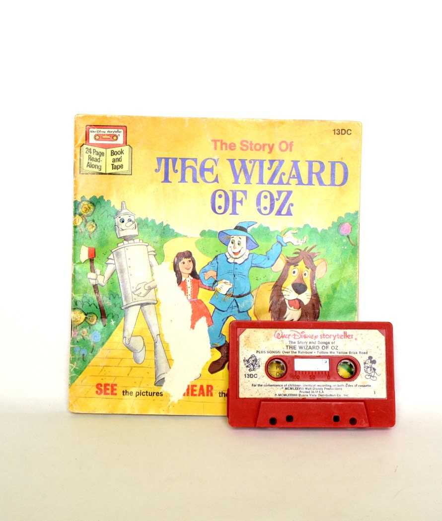 Vintage DISNEY The Wizard of Oz Book with Tape