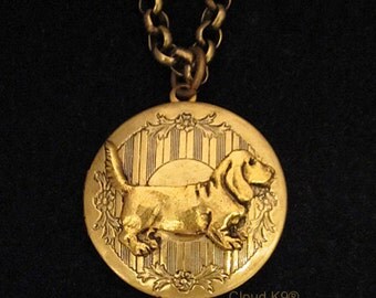 BASSET HOUND LOCKET Necklace Vintage Style Basset Hound Jewelry. Gifts for Dog Lovers. Photo Locket Pendant. Bassett Hound