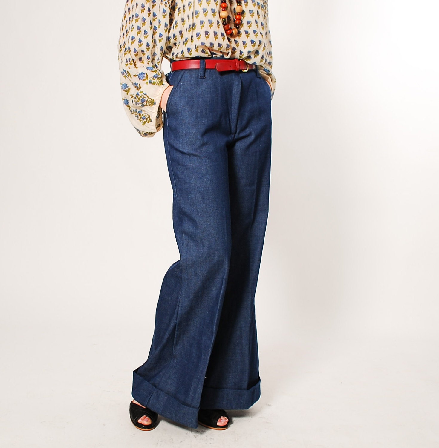 Vintage 1970s Bell Bottoms 70s Jeans True Blue