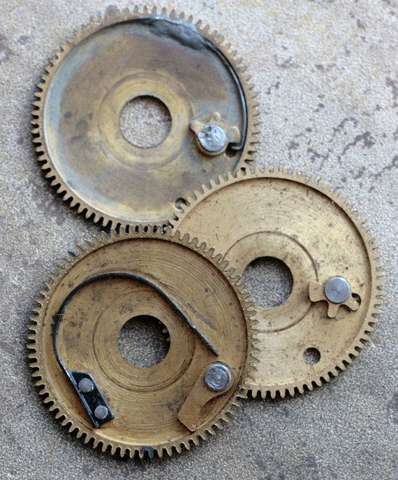 Vintage clock brass gears set of 3 D17