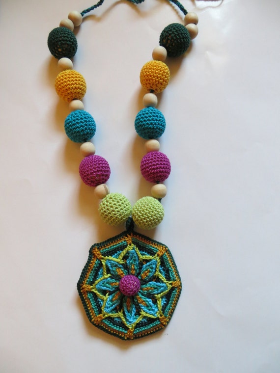 Download Mandala Necklace in Bold Colors with Crocheted Beads