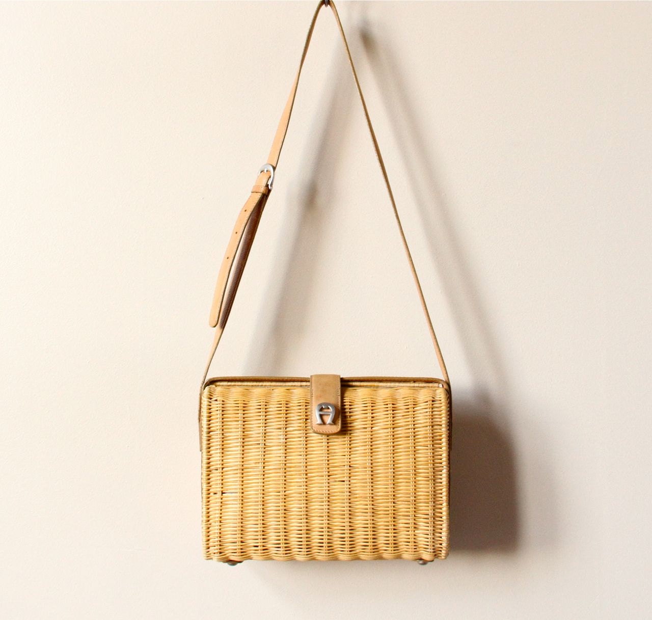 rattan basket purse