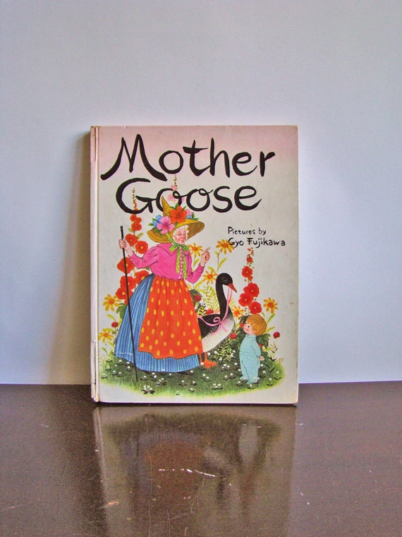 vintage Mother Goose book illustrated by Gyo Fujikawa