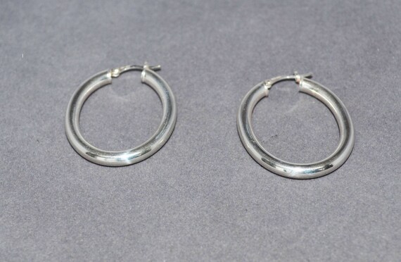 Vintage STERLING SILVER Earrings JCM .925 by JewelryBoulevard