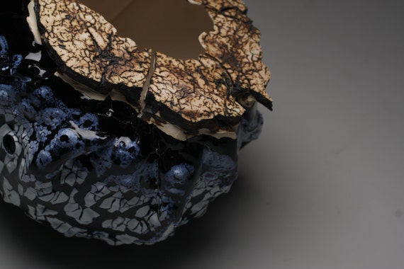 Abstract ceramic sculpture by madebymanos on Etsy