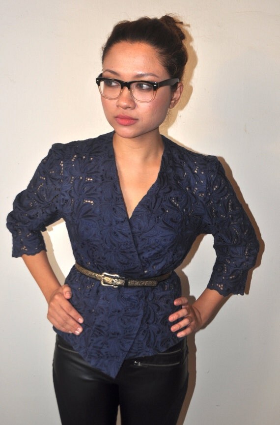 60s modern kebaya lace indigo blouse 60s modern kebaya lace indigo blouse