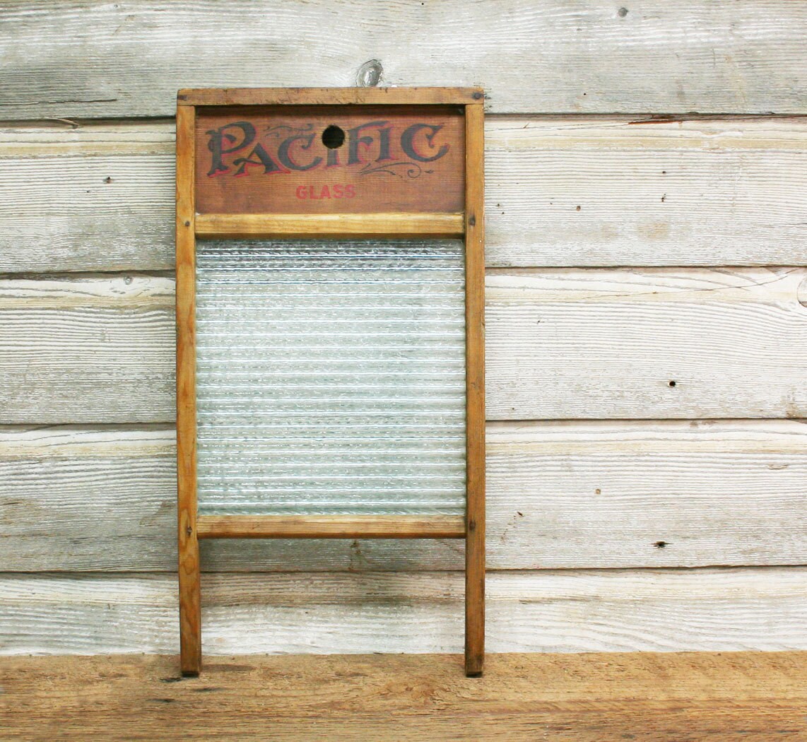 Vintage Wood & Glass Washboard Pacific Glass Washboard