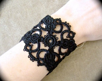 Tatted Lace Cuff Bracelet - Ornate