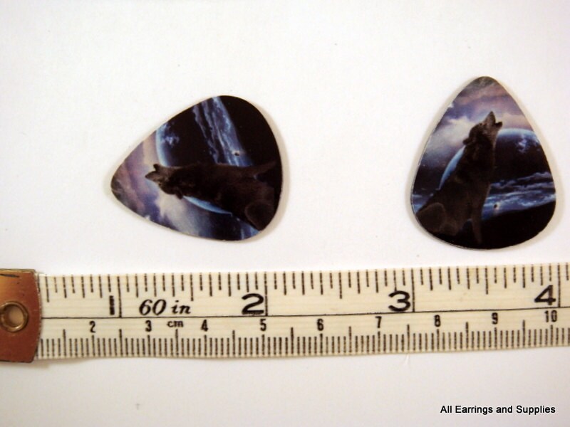 2 Wolf Guitar Pick Single Sided Wolf in the Moonlight 2 pc