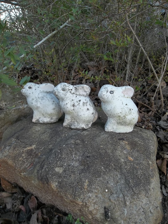 RESERVE Bunny Garden Statue Vintage Concrete Rabbits Garden