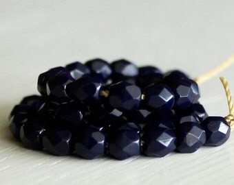50 Opaque Navy Faceted 4mm Czech Glass Rounds