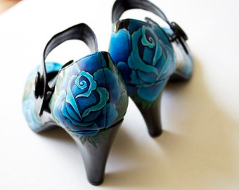 Hand painted heels - Blue Roses- UK 8/ US10.5/ EU 42 - Kezbirdie