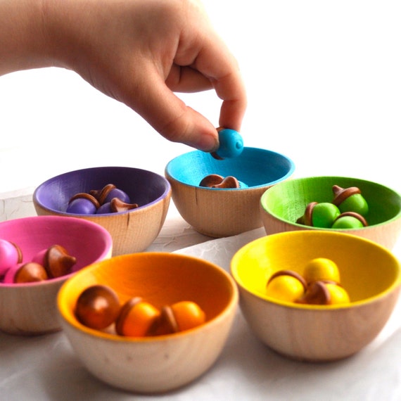 Back to School / Rainbow Sorting  Tiny Acorns, Educational Toy / Waldorf Wooden Toy / Montessori Toy