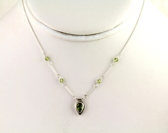 Peridot Necklace. Listing 152036723