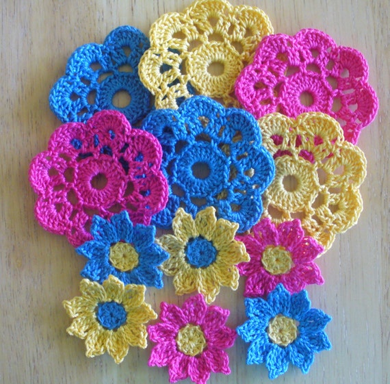 Colorful Crochet Flower Appliques Embellishments Pink