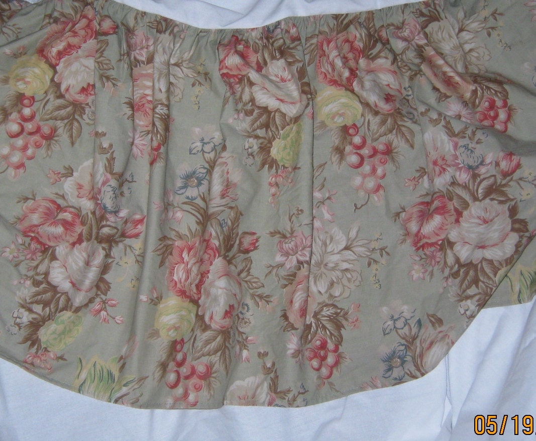 Ralph Lauren Charlotte King bed skirt lite green floral