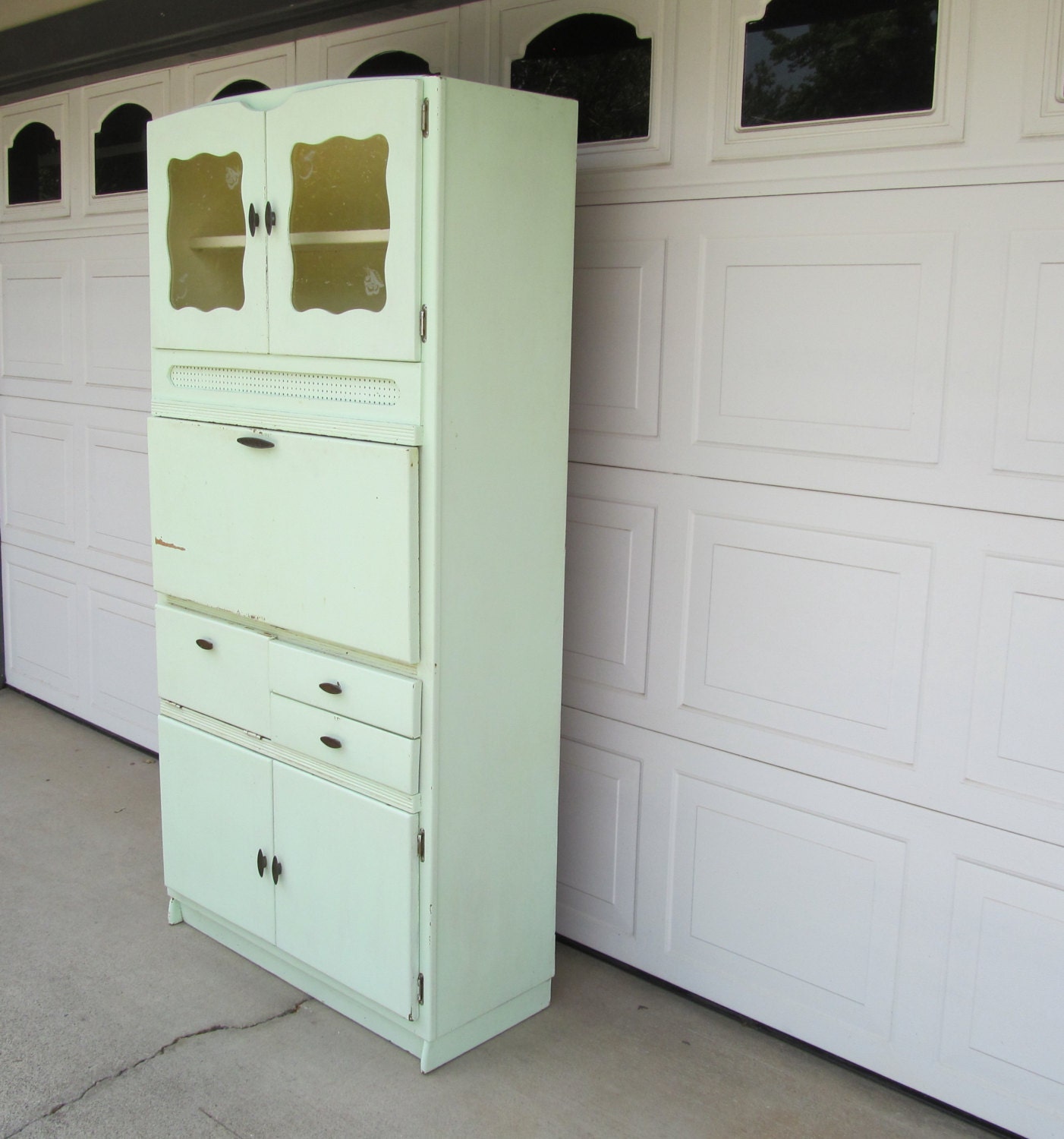 Vintage Pale Apple Green