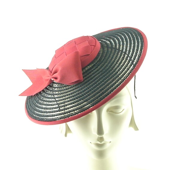 SAUCER HAT for Women / 1940s Style Boater Hat by