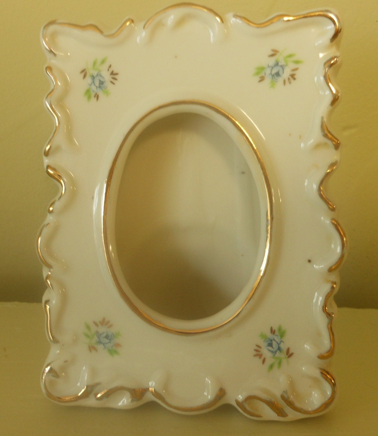 vintage porcelain picture frame white with by focusoninteriors123