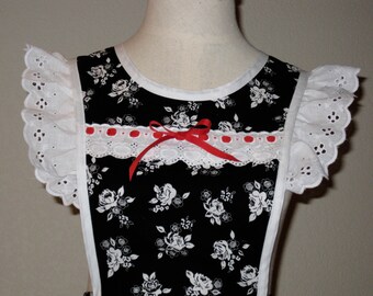 Nana's Pinafore Apron